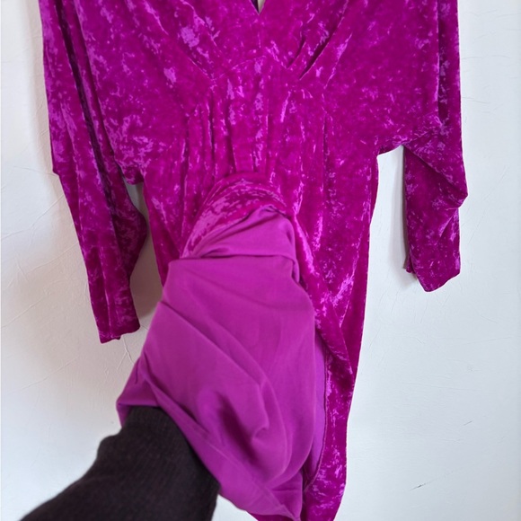 SANDRO Paris Velvet Mini Dress in The Color Garnet. - Picture 7 of 14